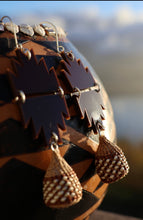 Load image into Gallery viewer, Earrings
