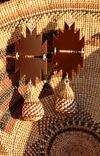 Load image into Gallery viewer, Earrings
