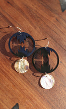 Load image into Gallery viewer, Earrings
